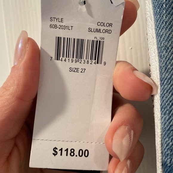 BlankNYC Jeans - Picture 8 of 9